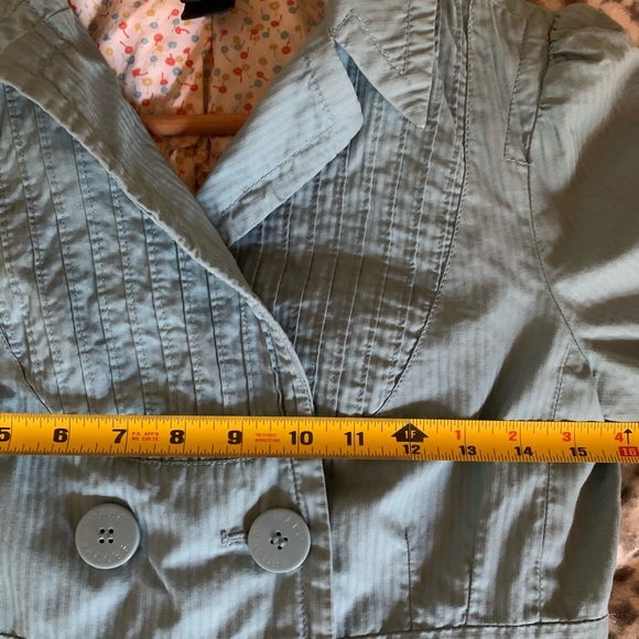 Marc Jacobs jacket, baby blue w/ floral lining! - Picture 7 of 7